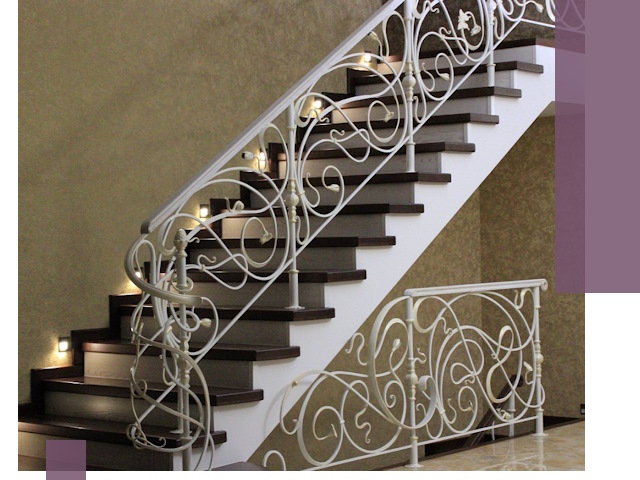Кованые лестницы под ключ в Черняховске — изготовление и монтаж
