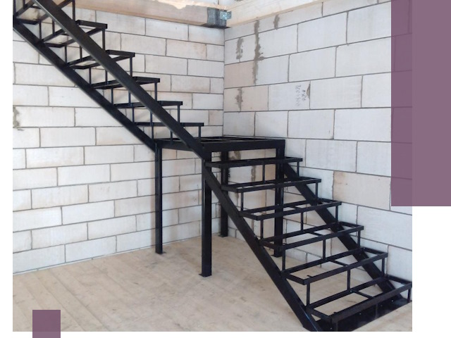 Лестницы на металлокаркасе под ключ в Черняховске — изготовление и монтаж