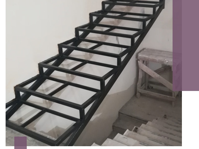 Демонтаж лестниц на металлокаркасе в Черняховске: быстрый вывоз и разбор