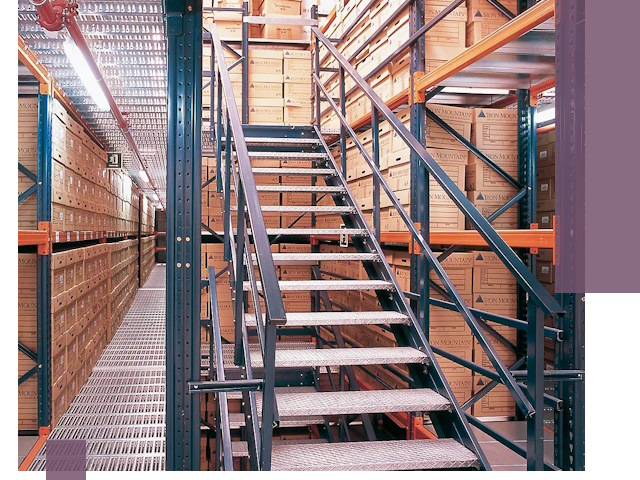 Лестницы складские прочные и безопасные под ключ в Черняховске