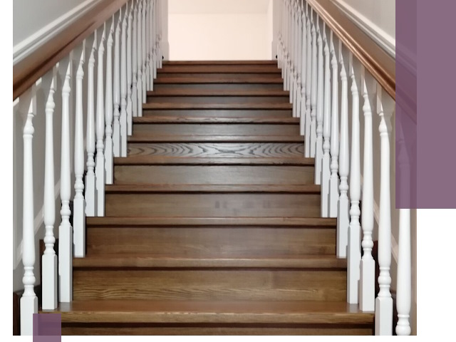 Лестницы из ясеня на заказ в Черняховске — изготовление и монтаж