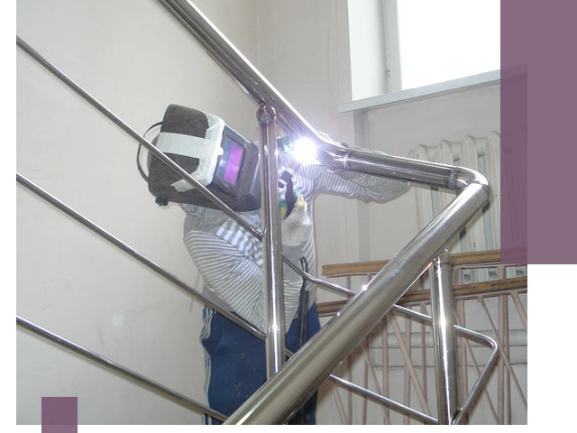 Монтаж перил и ограждений качественно в Черняховске