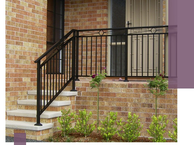 Уличные перила из металла под ключ в Черняховске