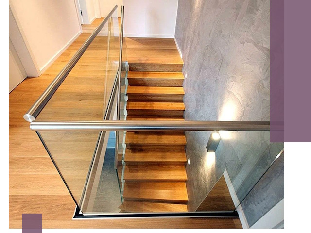 Перила для лестницы в доме — изготовление и монтаж в Черняховске