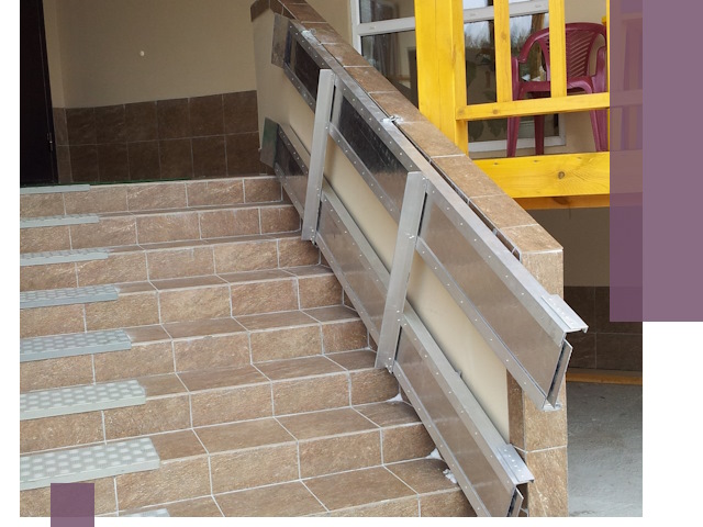 Откидные пандусы под ключ в Черняховске — монтаж и демонтаж