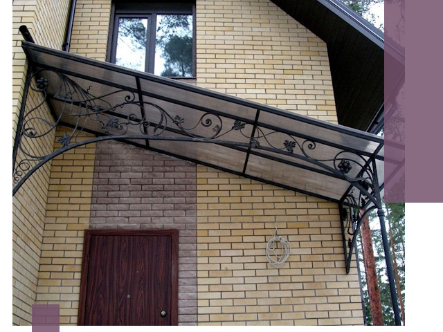 Односкатные козырьки из металла под ключ в Черняховске