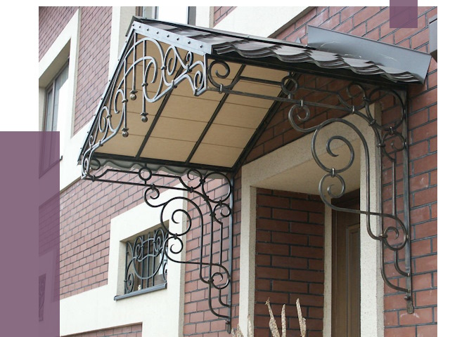 Двускатные козырьки в Черняховске под ключ от 13100 руб.